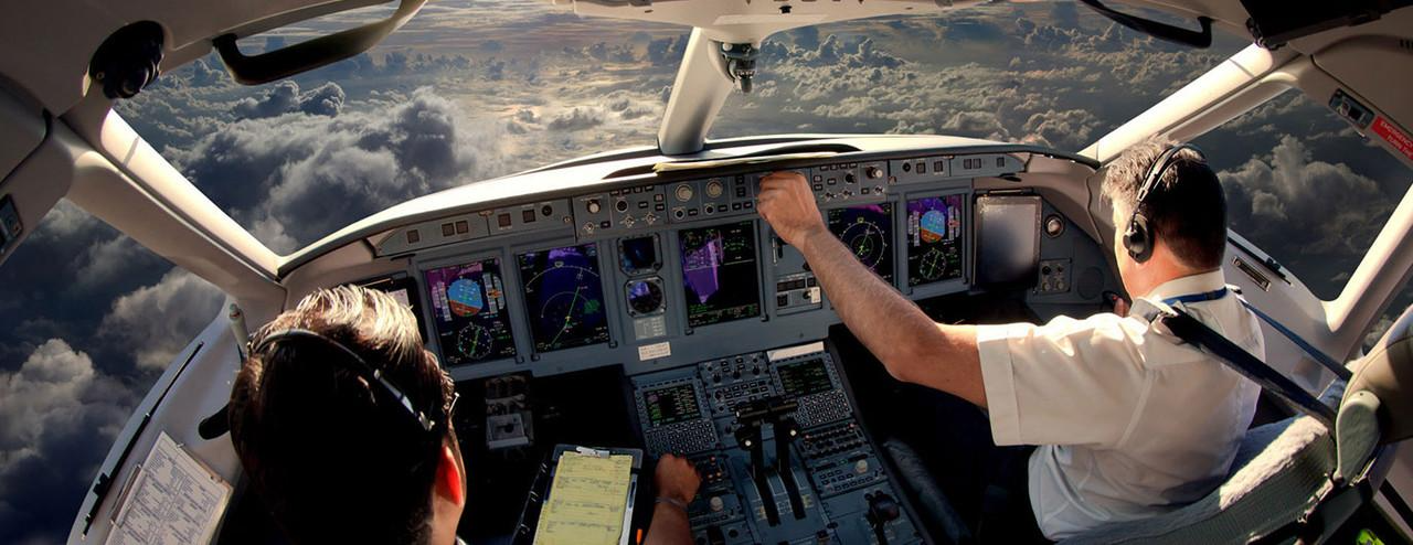 Flapone Aviation Enriches Commercial Pilot License: Introducing Exclusive DGCA Ground Classes at Dwarka Hub